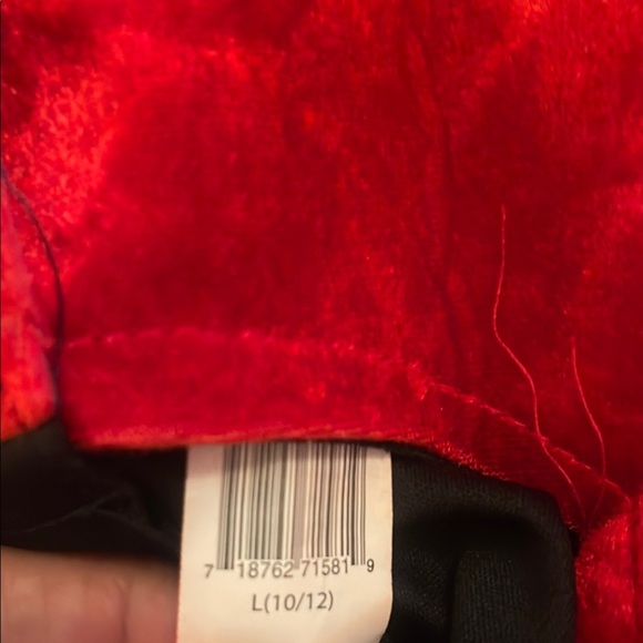 Vampire Princess Kids Costume - Red and Black - Picture 5 of 6